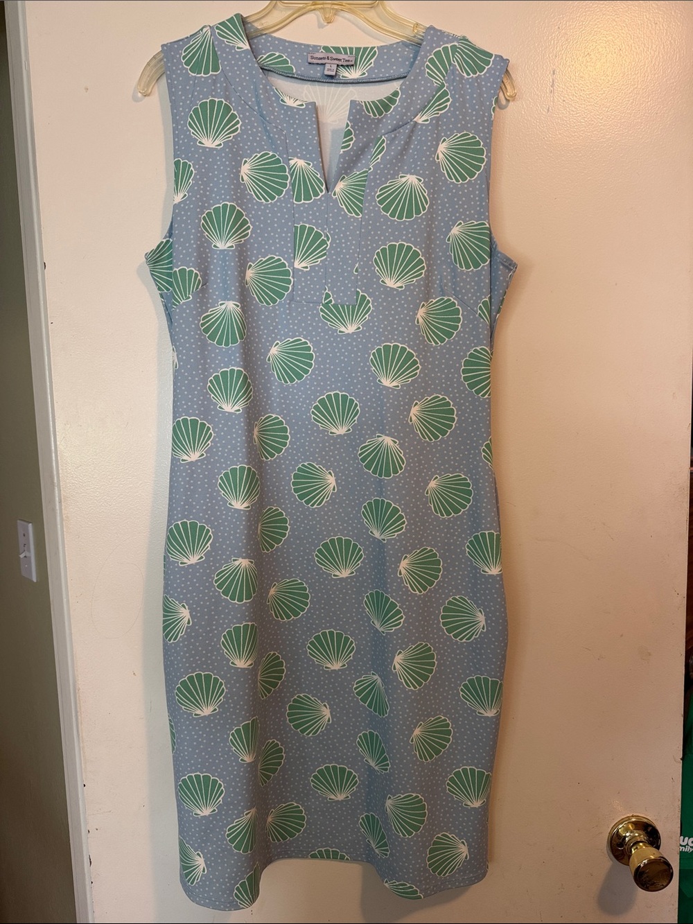 Sunsets & Sweet Tea Large Seashell Print Dress 💙💚